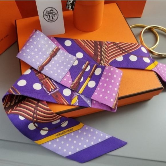 HERMES Twilly Scarf 100% Silk - Picture 1 of 16